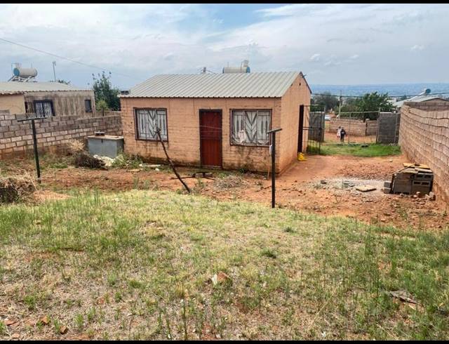 2 BEDROOM HOUSE FOR SALE IN LEHAE